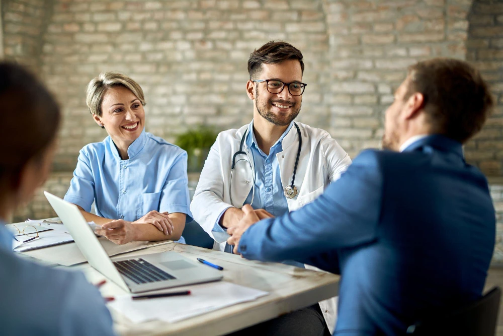 Healthcare Professional online booking to improve healthcare access